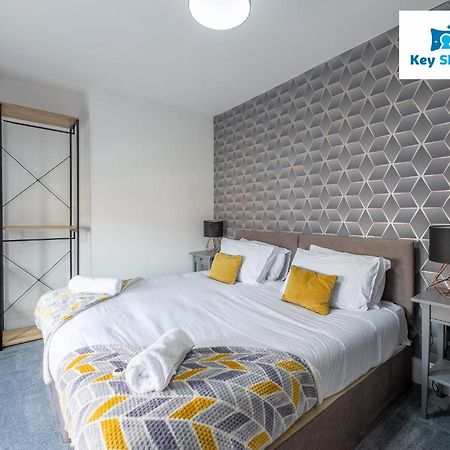 Five Bedroom Spacious Modern House By Keysleeps Short Lets Workington Lake District Beach Exterior foto