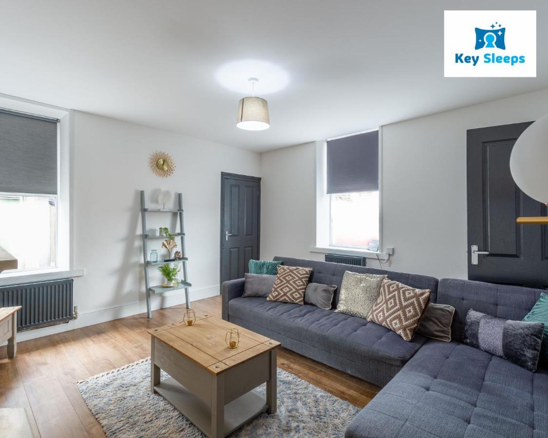 Five Bedroom Spacious Modern House By Keysleeps Short Lets Workington Lake District Beach Exterior foto
